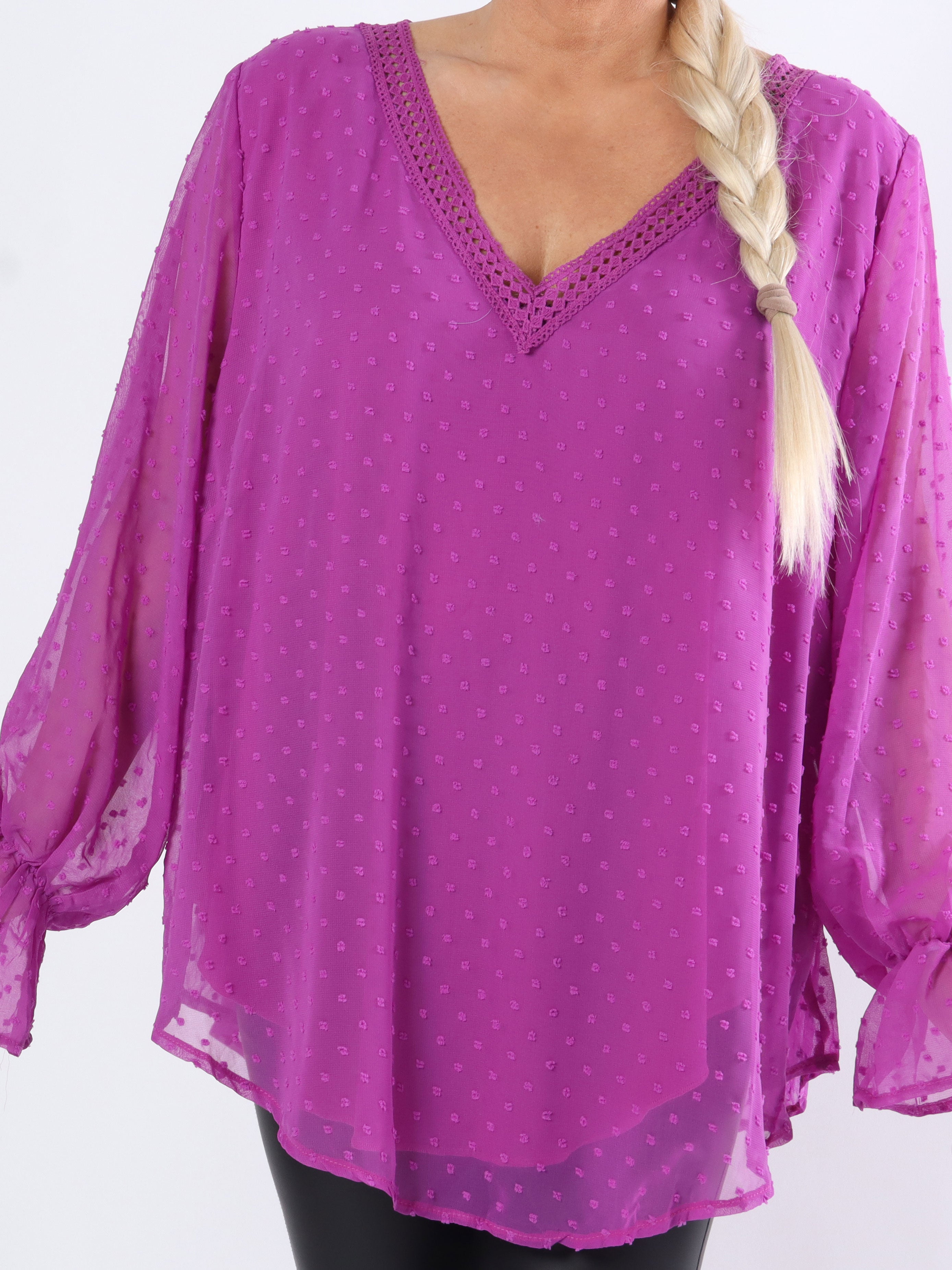 Vittoria - Söt tunika med broderier och prickigt tyg